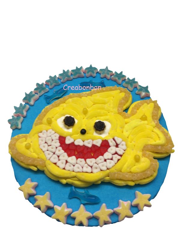 Gâteau de bonbons Baby Shark jaune